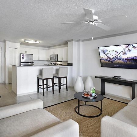 Dharma Home Suites Coral Gables At Gables Grand Plaza Маями Стая снимка