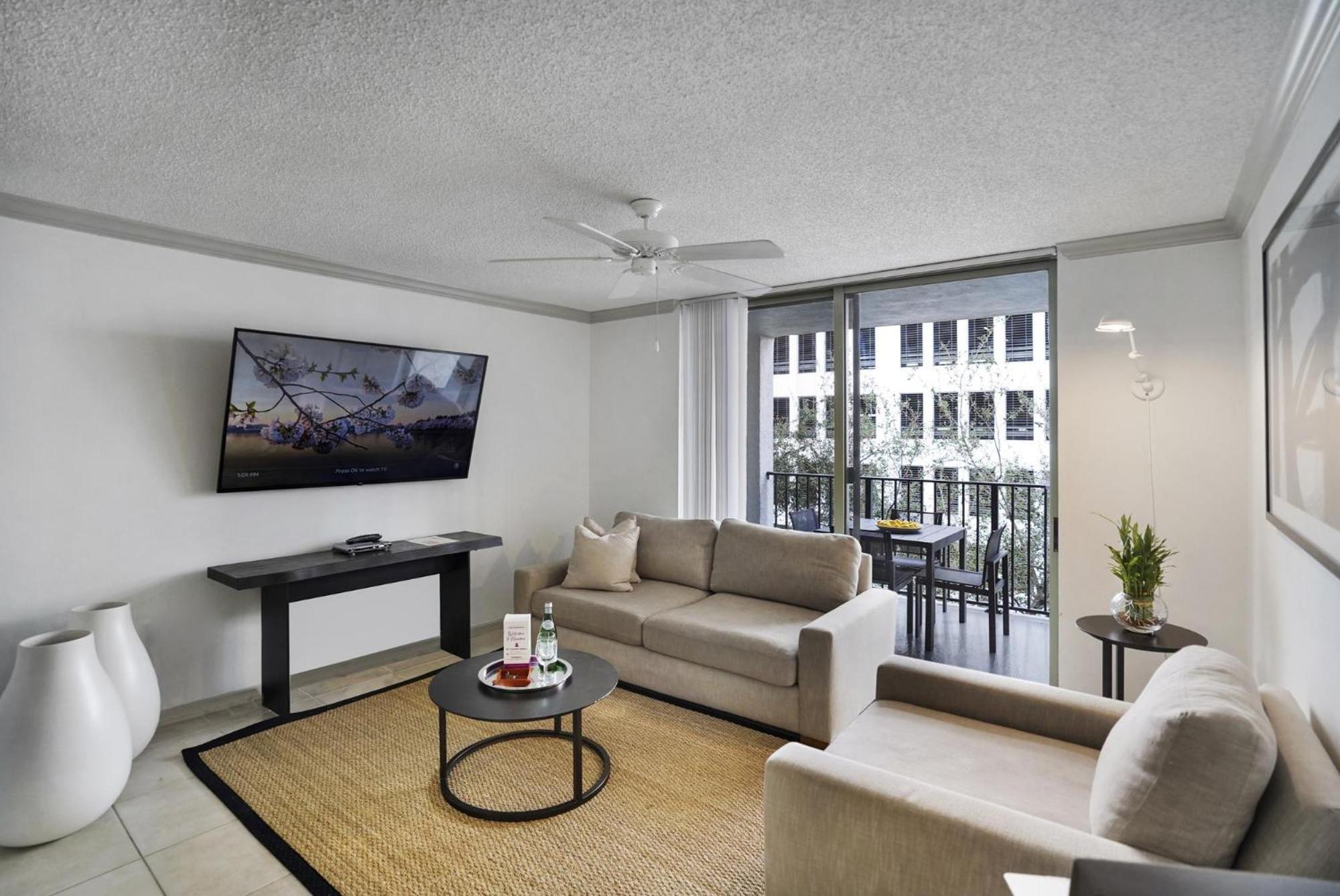 Dharma Home Suites Coral Gables At Gables Grand Plaza Маями Стая снимка