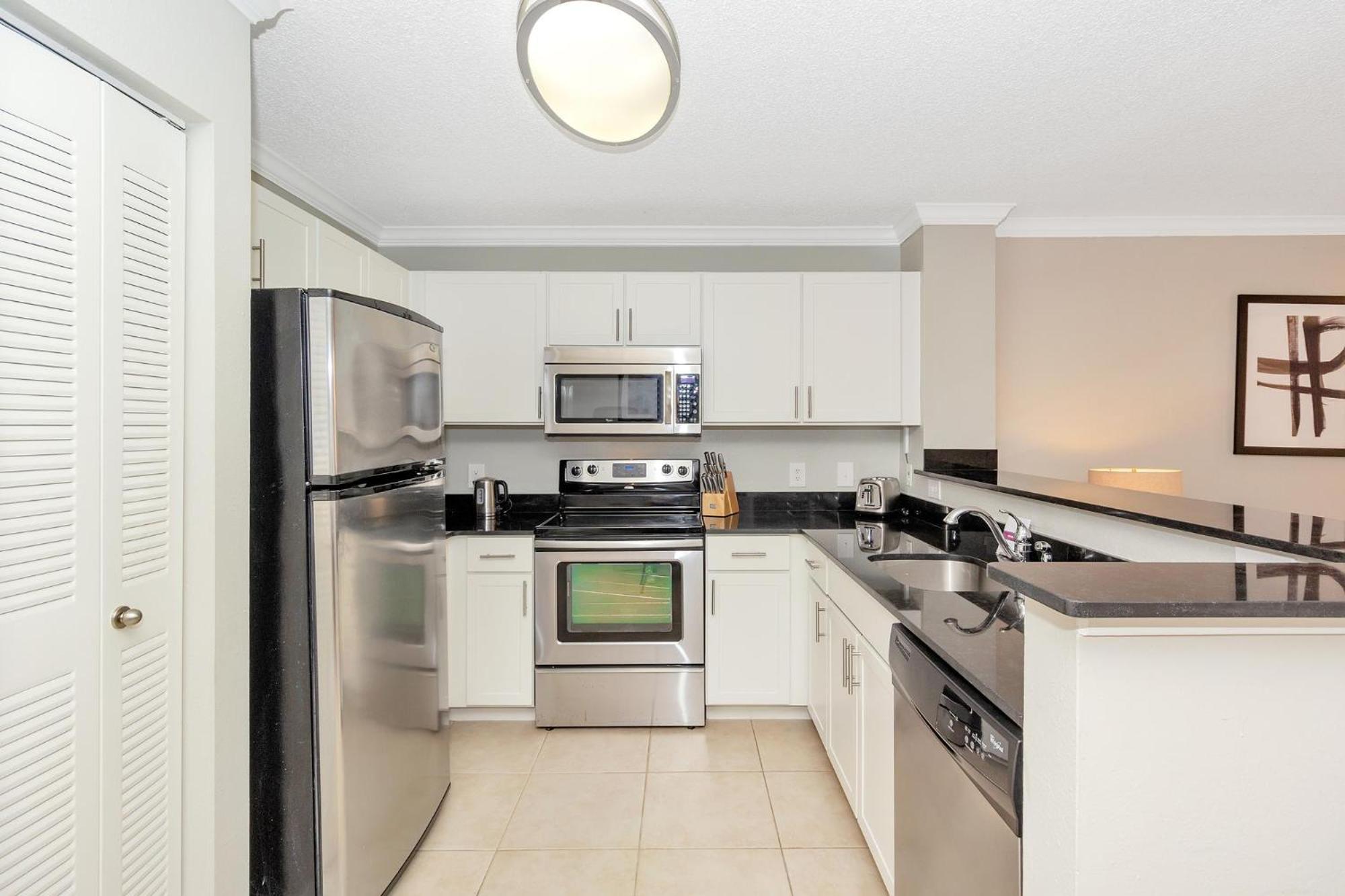 Dharma Home Suites Coral Gables At Gables Grand Plaza Маями Стая снимка